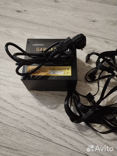 Блок питания montech gamma II 550 (новый)