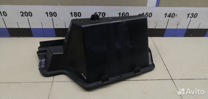 Ящик для инструментов Avensis II 2003-2008