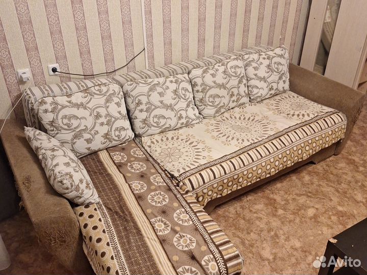 Угловой диван бу