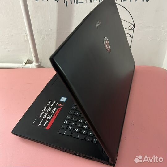 Ноутбук msi