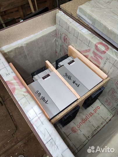 Шумбокс для двух асиков