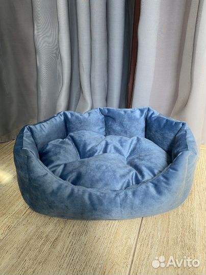 Лежанка новая для собак
