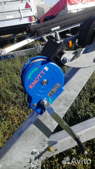 Прицеп для гидроциклов и лодок мзса 81771В.101