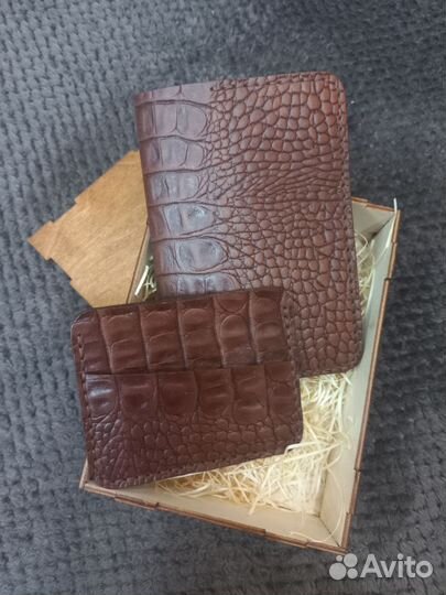 Обложка на паспорт и картхолдер