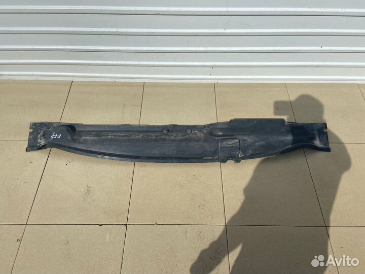 Планка под жабо Ford Focus 2