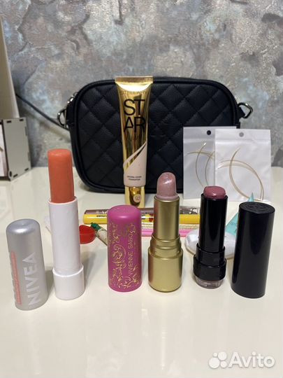 Набор косметики пакетом бу с косметичкой