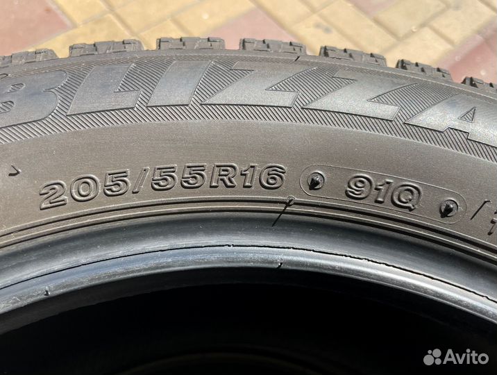Bridgestone Blizzak VRX 205/55 R16 91Q