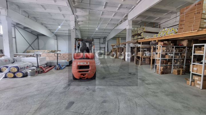 Склад, 742.9 м²