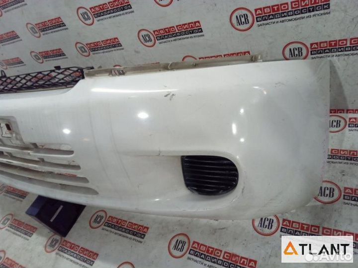 Бампер передний toyota funcargo