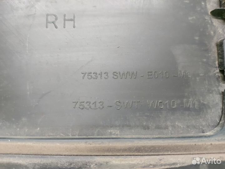 Накладка двери задняя правая Honda Cr-V