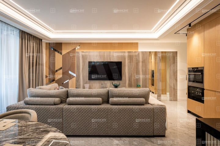 3-к. квартира, 126 м², 3/7 эт.