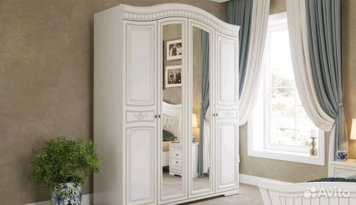 Спальный гарнитур