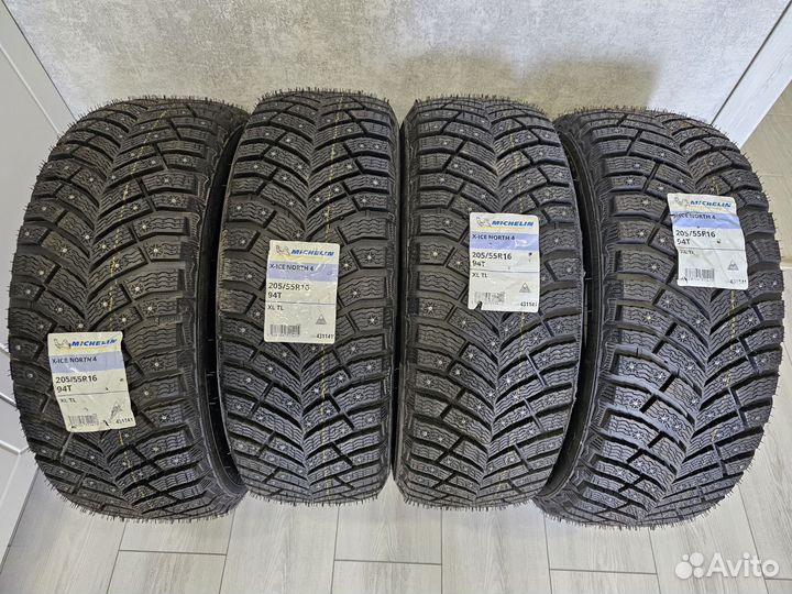Michelin X-Ice North 4 205/55 R16 94T