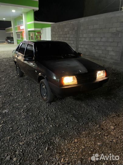 ВАЗ 21099 1.6 МТ, 1998, 200 000 км