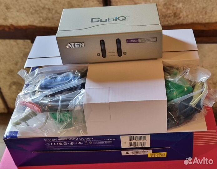 2 Портовый KVM переключатель aten CS72U-AT
