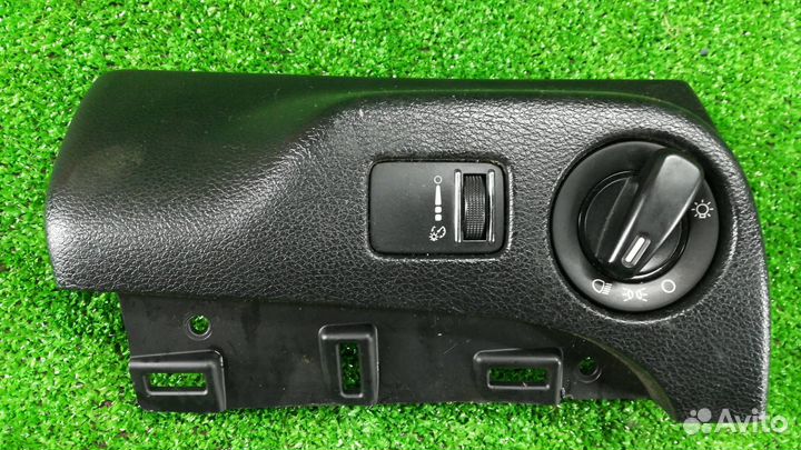 Блок управления светом (фарами) Dodge Grand Carava