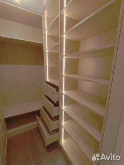 Гардеробная на заказ в рассрочку