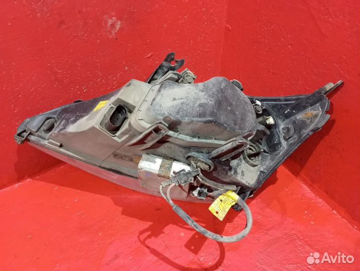 Форд Фокус 1 фара правая depo
