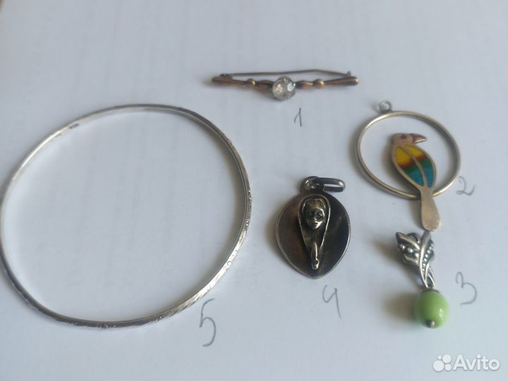 Серебрянные кулоны и броши СССР в наличии
