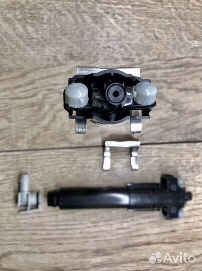 Крышка Форсунки омывателя фар Infiniti Q50 V37 17