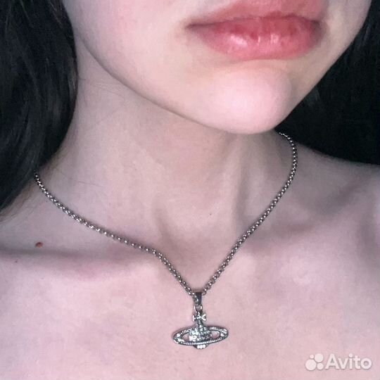 Vivienne Westwood подвеска