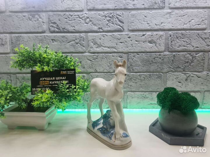 П.7195 Статуэтка Лошадь Жеребенок Гжель