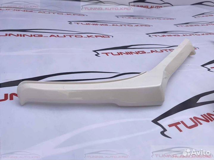 Ресницы на фары Toyota Land Cruiser 200