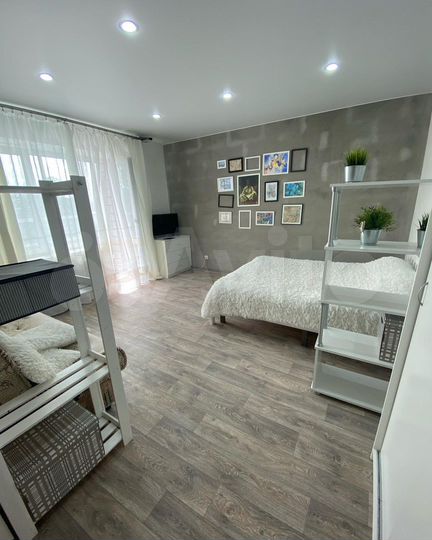 1-к. квартира, 47 м², 2/10 эт.