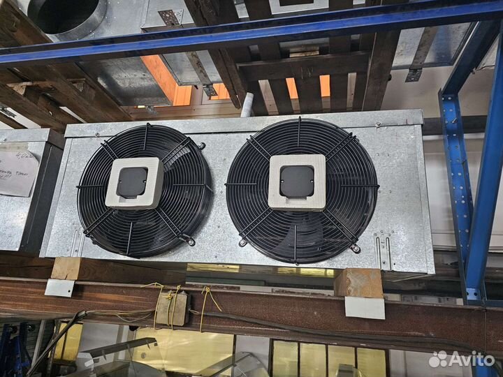 Холодильный агрегат на 70куб +5С