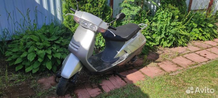 Мопед Honda lead 90