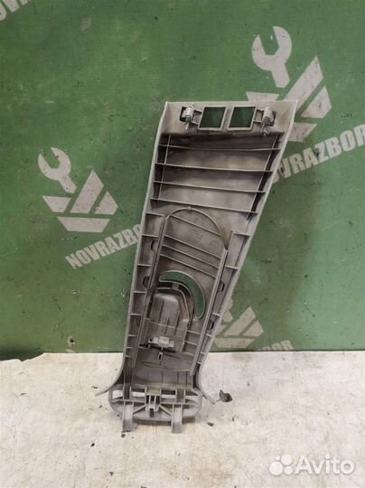 Обшивка стойки Рено Меган 2