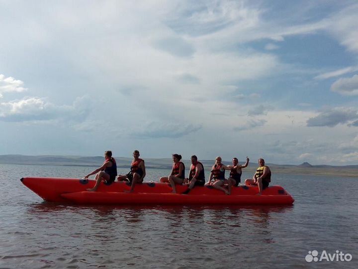 Водный банан