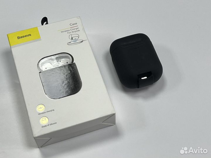 Кейс Apple AirPods 1 поколения с чехлами