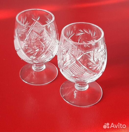 Бокалы, рюмки хрустальные, фужеры