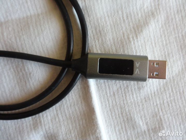 Кабель для iPhone с индикатором зарядки