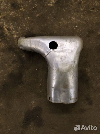 Теплозащитный экран Volkswagen Polo