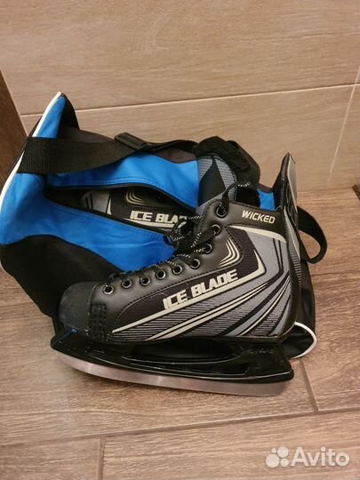Коньки хоккейные 40 размер