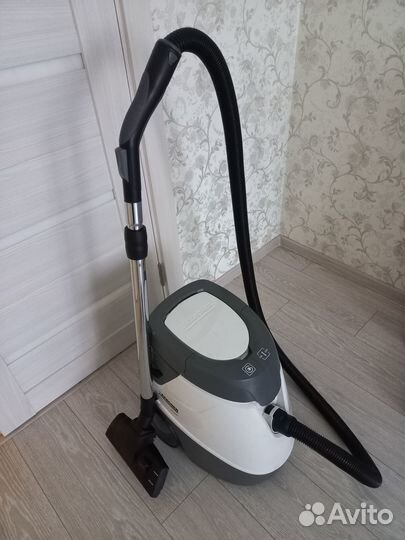 Пылесос Керхер б/у