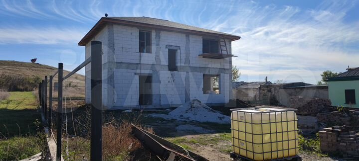 Дом 160 м² на участке 8 сот.