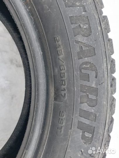 Goodyear UltraGrip Ice SUV 215/65 R17 99T