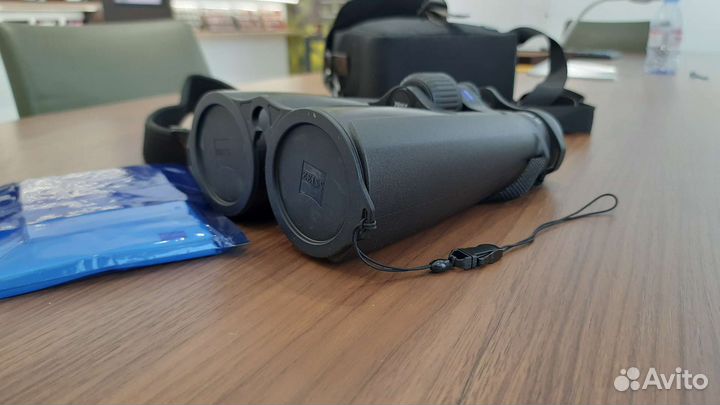 Бинокль carl zeiss victory HT 8X54