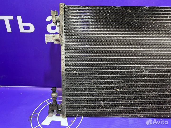 Радиатор кондиционера Opel Astra J A16XER 2012