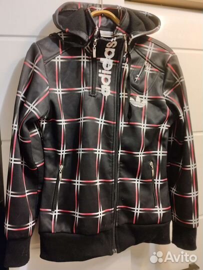 Спортивная одежда