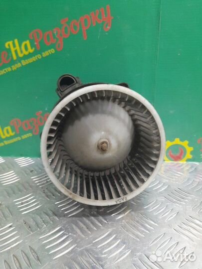 Моторчик печки Hyundai Accent седан 1.6 2008