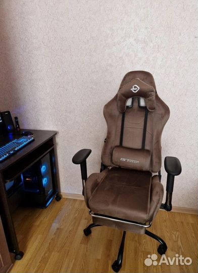 Геймерское кресло