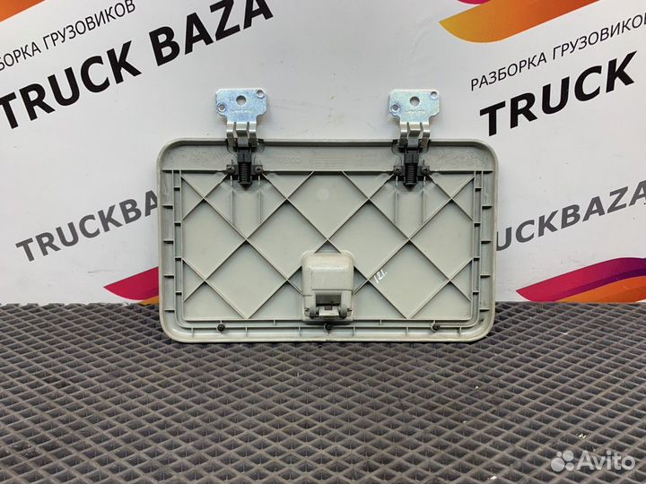 504092916 Крышка бардачка Iveco Stralis