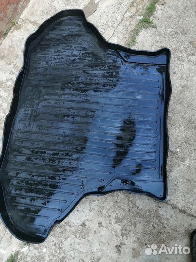 Коврик в багажник