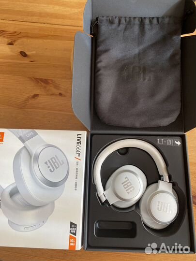 Беспроводные наушники jbl 660 live