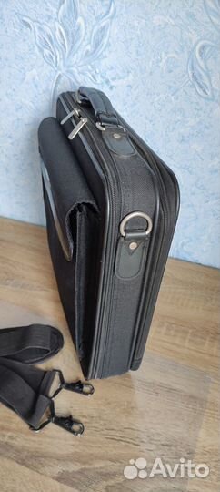 Сумка для ноутбука continent 34 на 27 см