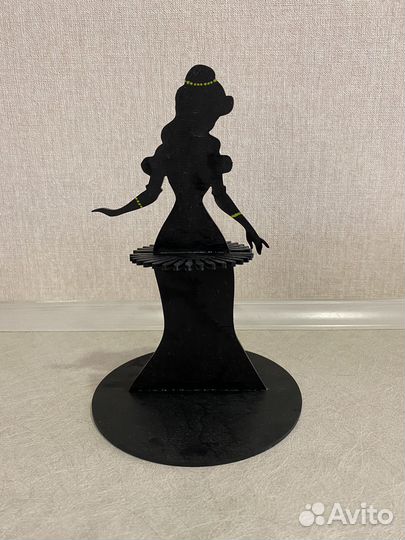 Салфетница деревянная черная фигурная девушка